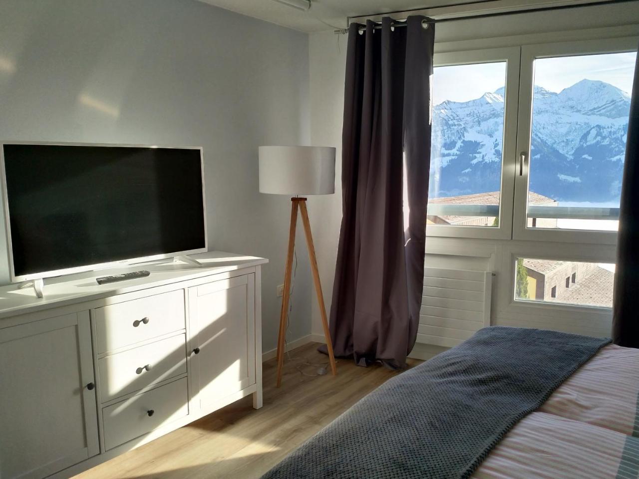 Swiss Seeblick Apartment Mit Hotelanbindung Beatenberg Luaran gambar