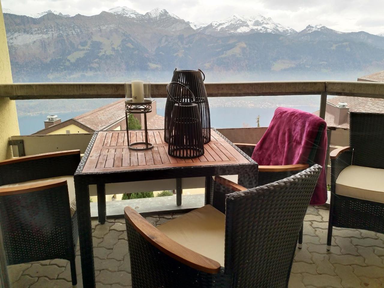 Swiss Seeblick Apartment Mit Hotelanbindung Beatenberg Luaran gambar